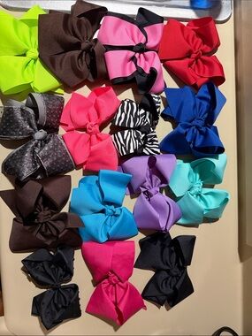 Kids Hair Bow Clip - Assorted Bright Colors